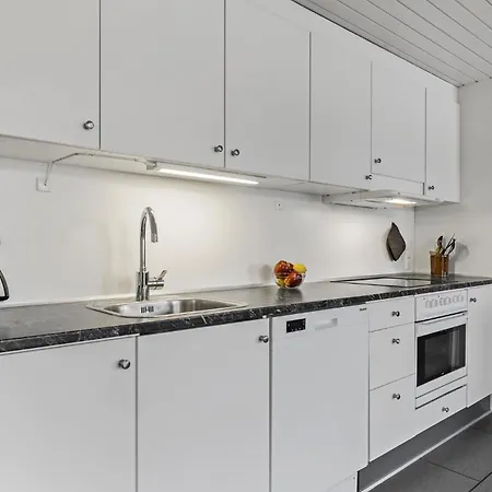 Three-bedroom In Pandrup Pandrup