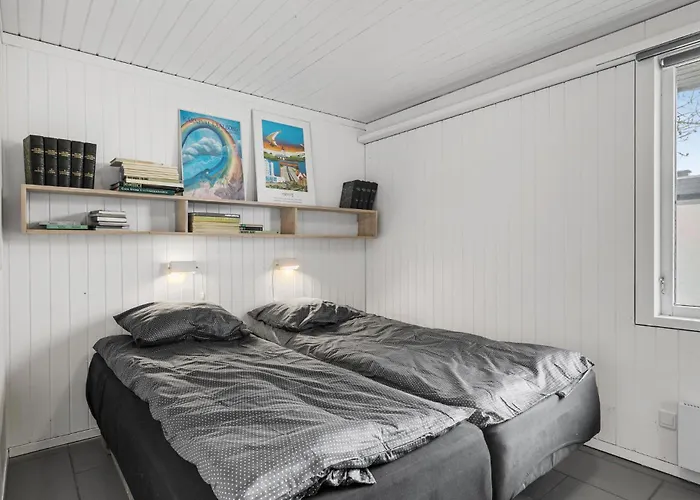 Three-bedroom In بيت للعطل
