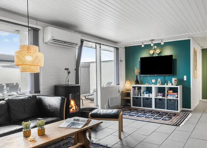 Three-bedroom In Pandrup